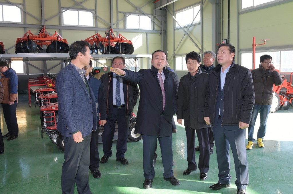 2. 최양식 경주시장, 농기계임대북부사업소 운영 현장 점검 (4)