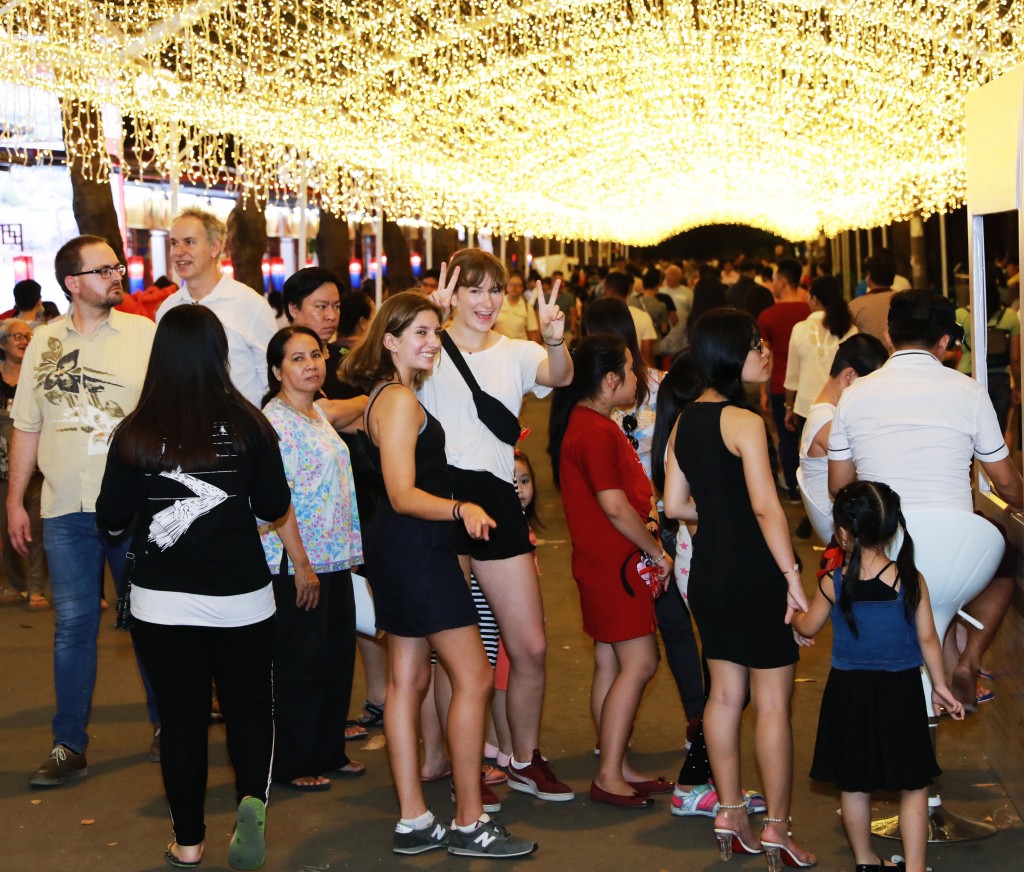 9.23공원 바자르 모습