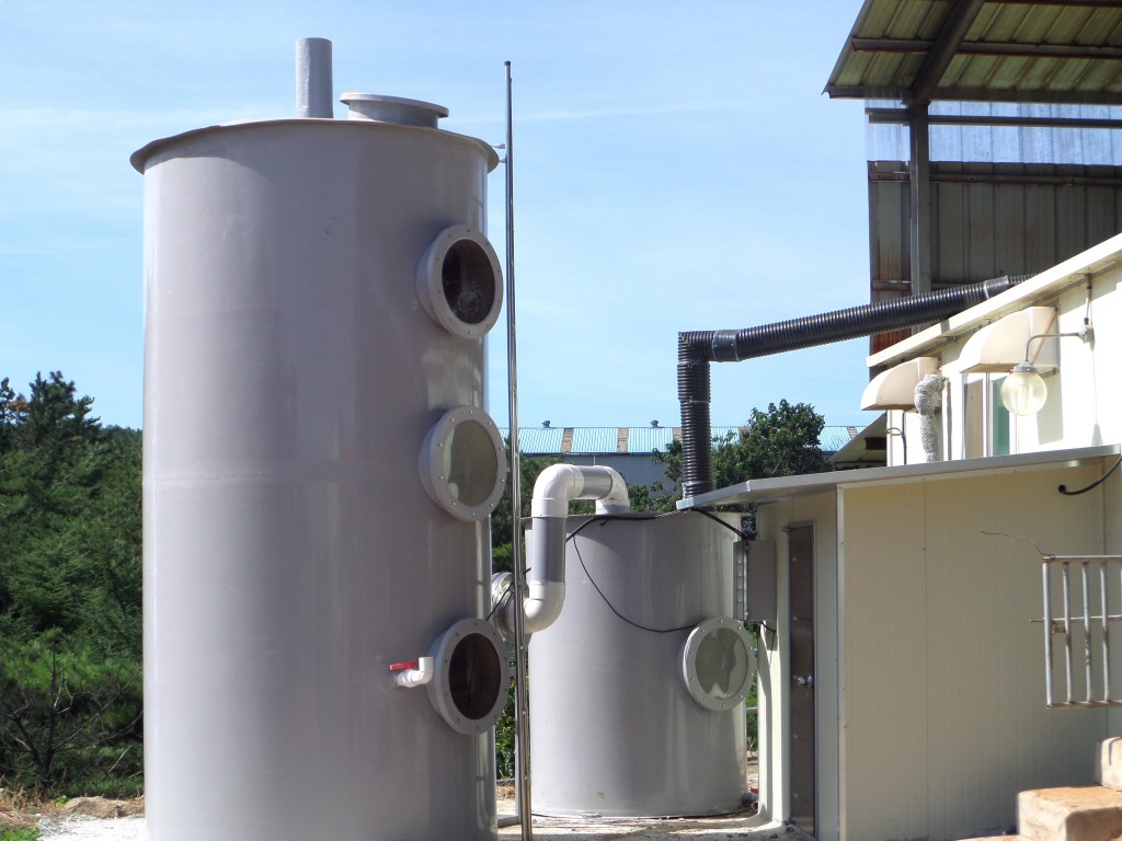 1. 경주시 농업 신기술 보급 우수사례 최우수기관 선정(돈사 퇴비사 악취 탈취 장치)