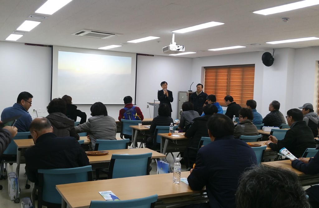 1. 서울지역 교장단, 경주 화랑마을서 불국사숙박협회와 간담회