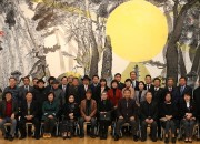 20일 솔거미술관에서 열린 영호남수묵화 교류전 오프닝에서 작가와 내빈 기념촬영