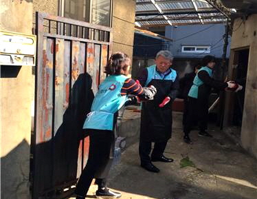 4 건이강이봉사단 연탄배달봉사 (2)