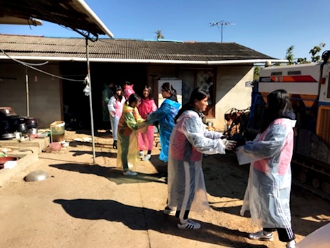 6 외동읍 (주)아리아푸드 저소득 가정에 연탄 전달