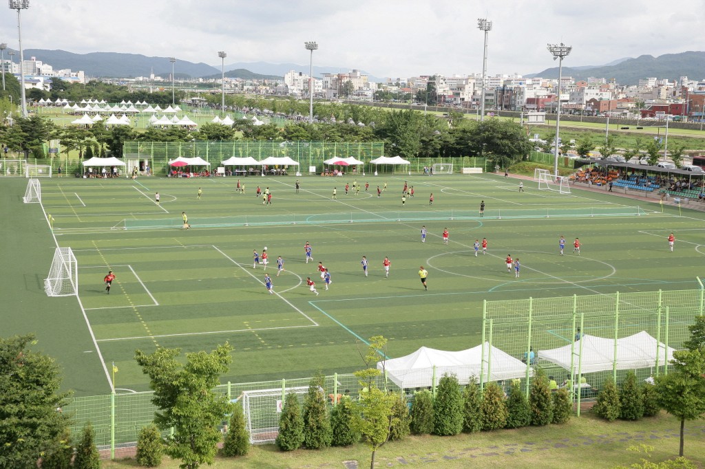 1. 경주시 축구공원