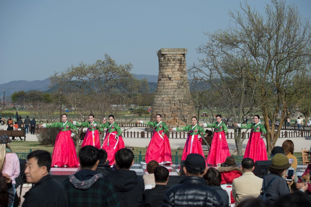 2. 2018년 벚꽃축제기간중 국악공연