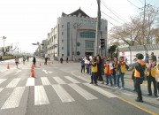 5. 벚꽃마라톤 거리응원과 함께 곳곳서 축제분위기(거리응원) (2)