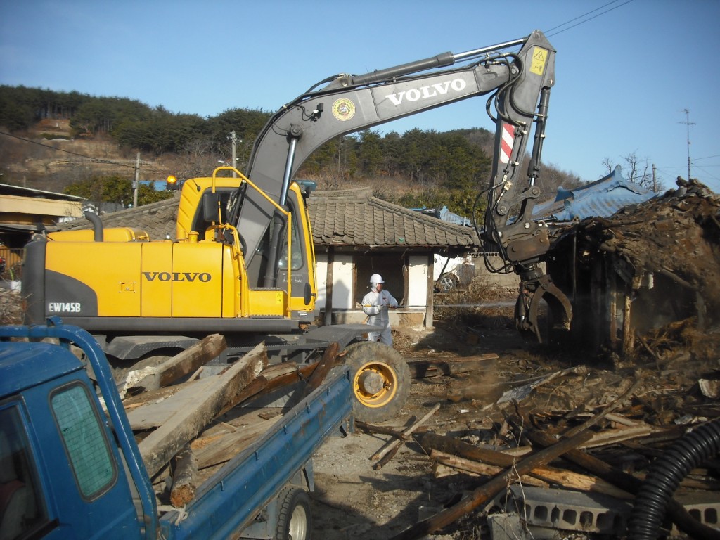 2. 경주시, 빈집실태 전수조사 실시(빈집철거)