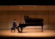 경주엑스포 문화센터에서 재능기부 피아노 공연을 펼칠 심원태씨의 공연 모습