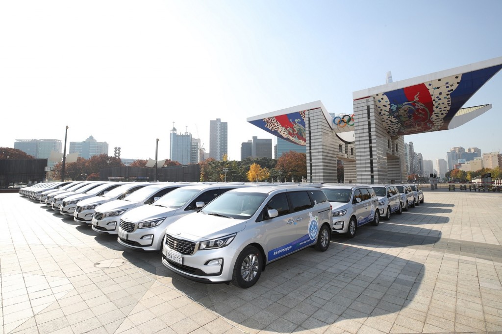 사진4. 한수원, 전국 지역아동센터 전달 승합차