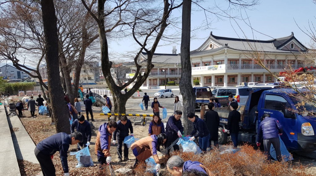 5. 설 연휴기간 쓰레기 기동처리반 운영 및 대청소 실시 (1)