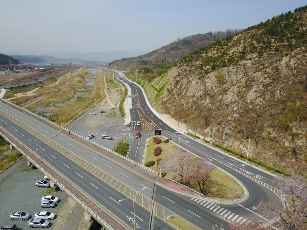 2. 경주시, 보문단지 진입로 확장 마무리 시행(기 확장한구간)