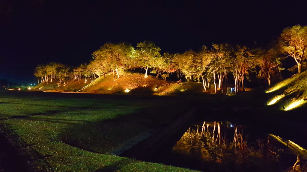 2. 월성! 황홀한 야경에 취하다! - 은은함