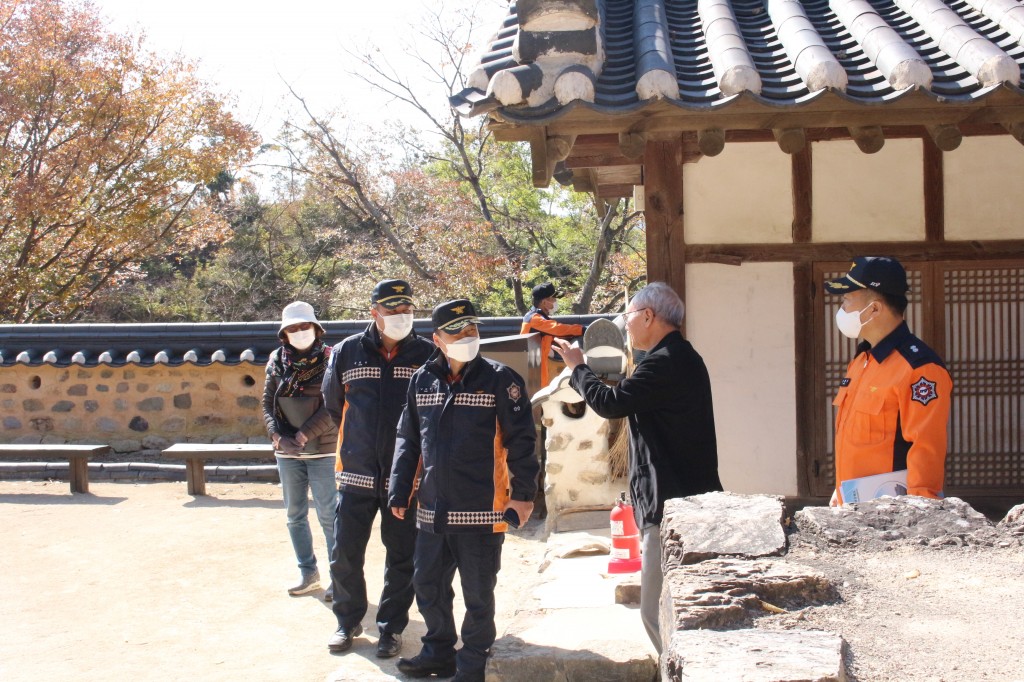 20201103 남화영 경북소방본부장 양동마을 현지지도방문(2)