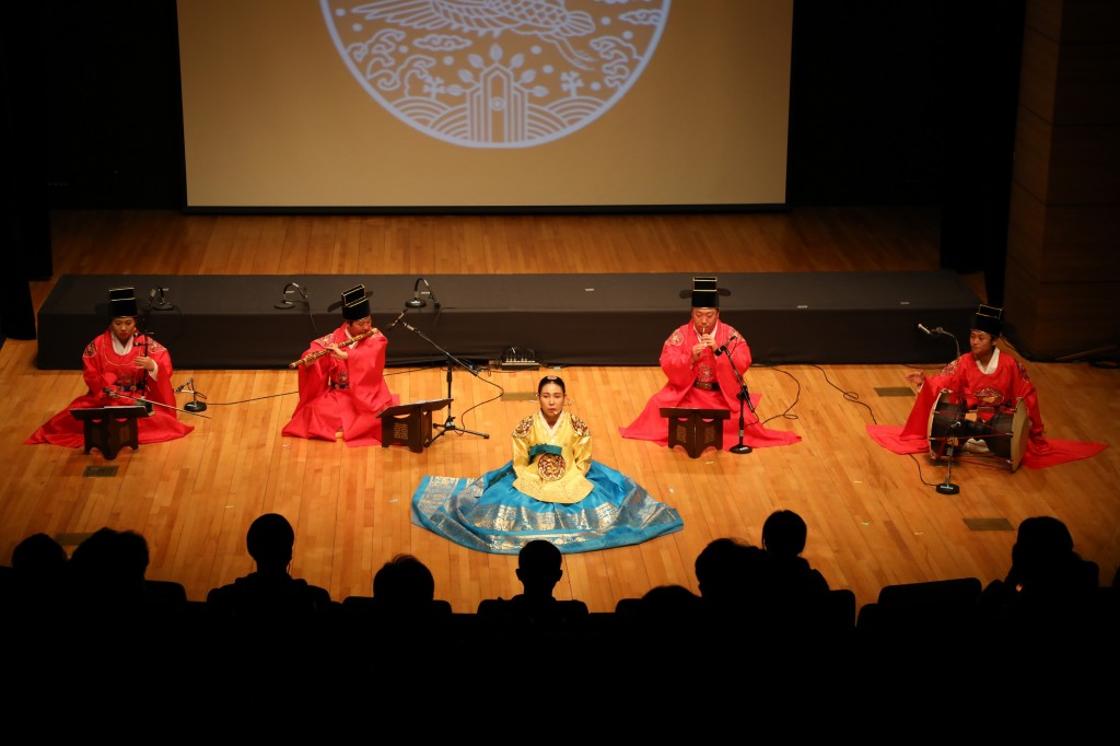 6. 경주시립고취대 전통음악의 밤 첫 공연 성황리 개최 (1)