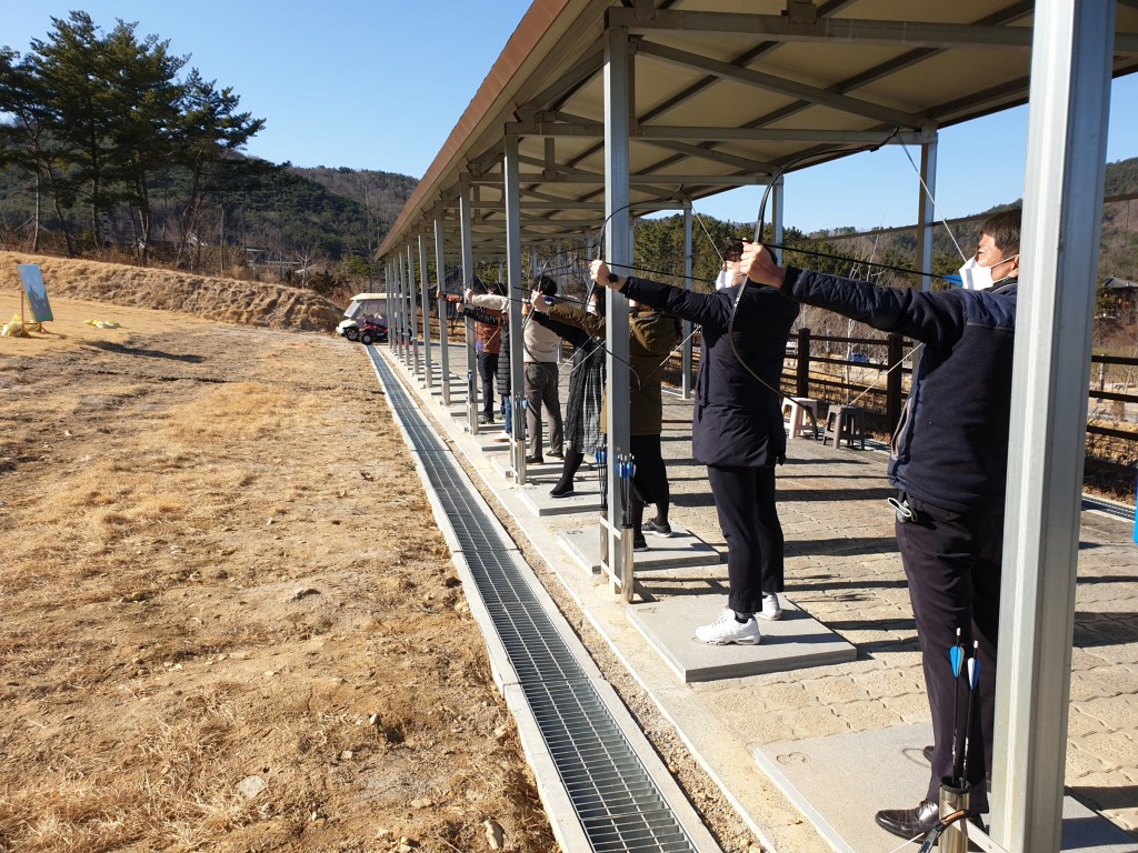 6. 경주 화랑마을에서 생생한 화랑 체험을! 3월부터 국궁체험 정기운영