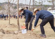 좌측원흥대본부장우측조재관위원장