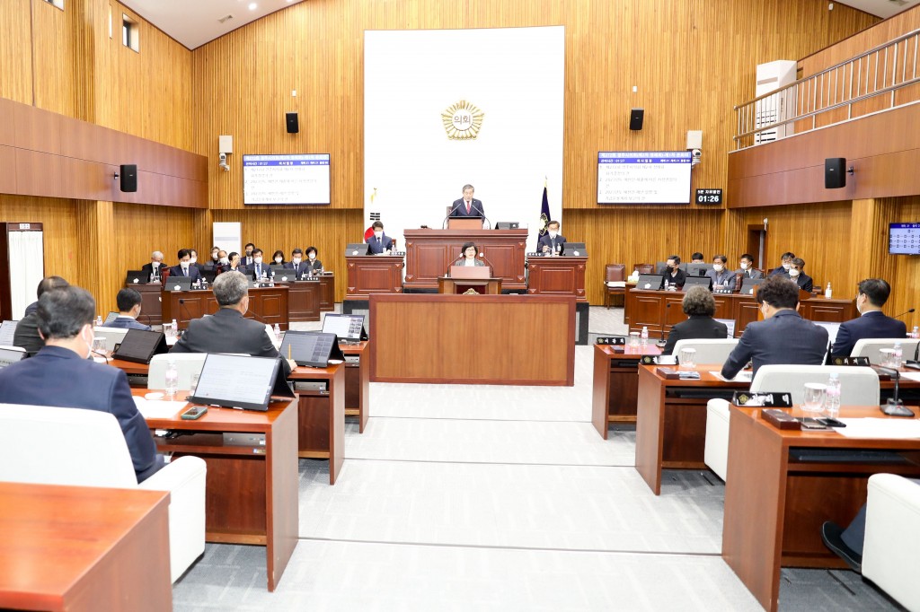 1-4. 제272회 제2차 정례회 제1차 본회의(1)