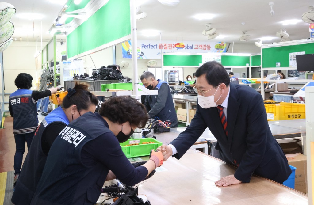 1-2. 한수원과 함께 중소기업 경영난 숨통 틔워