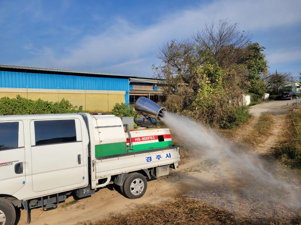 3-1. 경주시 가금농장 방역 강화 나서_01