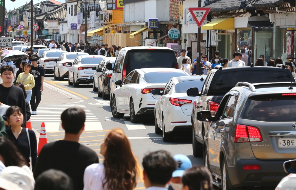 1_황리단길 대기업 신입사원 이색연수 장소로 각광_01